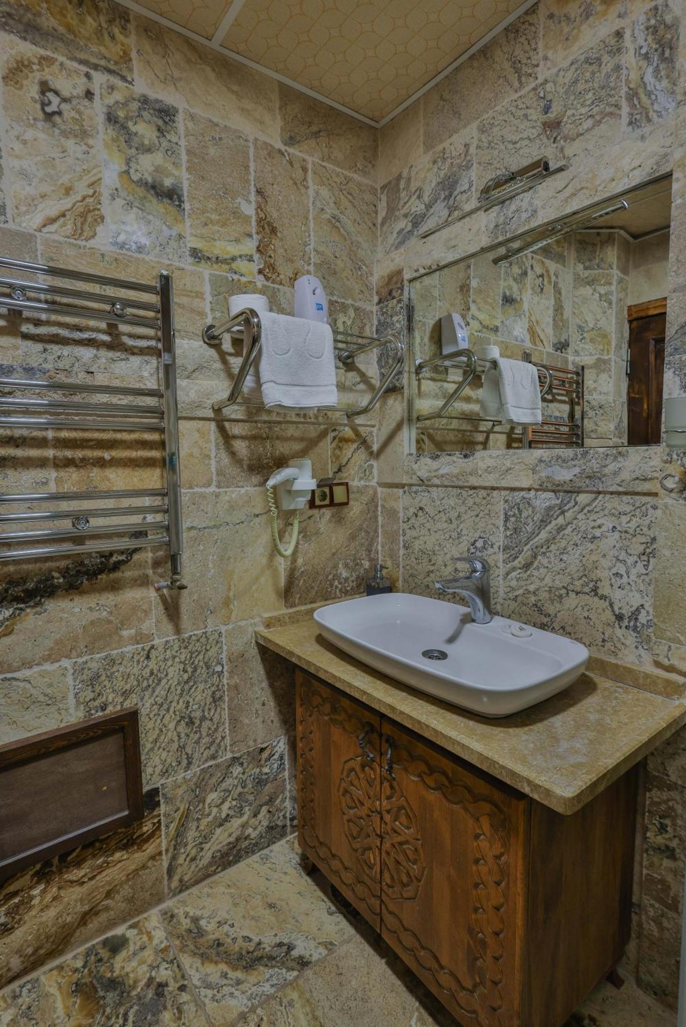 Feel Cappadocia Stone House Otel Göreme Dış mekan fotoğraf